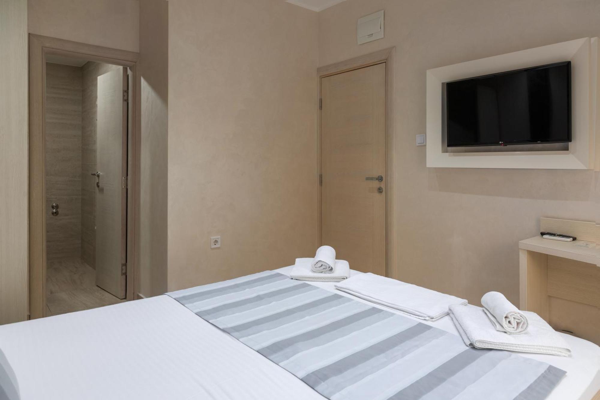 הרצג-נובי Hotel Maksim מראה חיצוני תמונה
